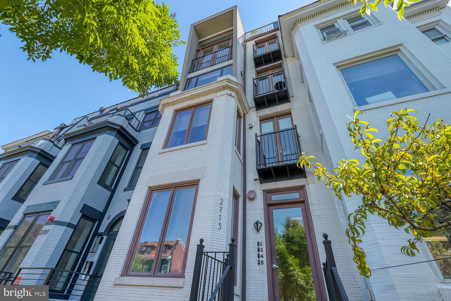 2713 Ontario Road Northwest, Unit 4 Washington, DC 20009 - Photo 2 of 37