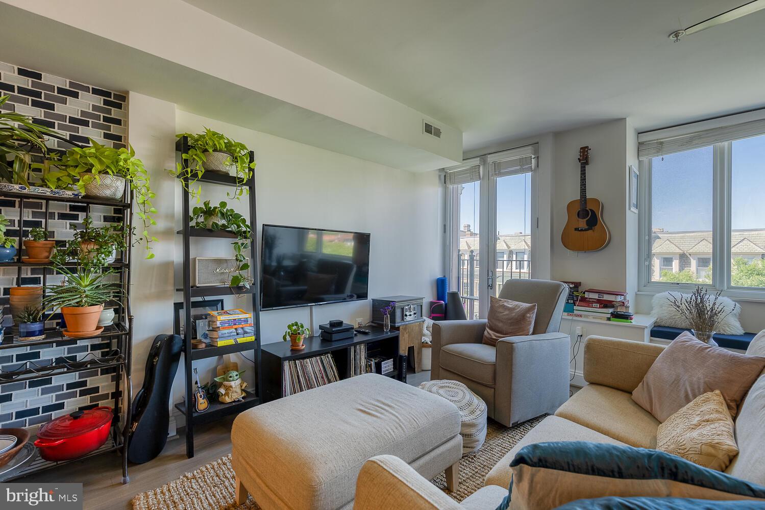 2713 Ontario Road Northwest, Unit 4 Washington, DC 20009 - Photo 11 of 37