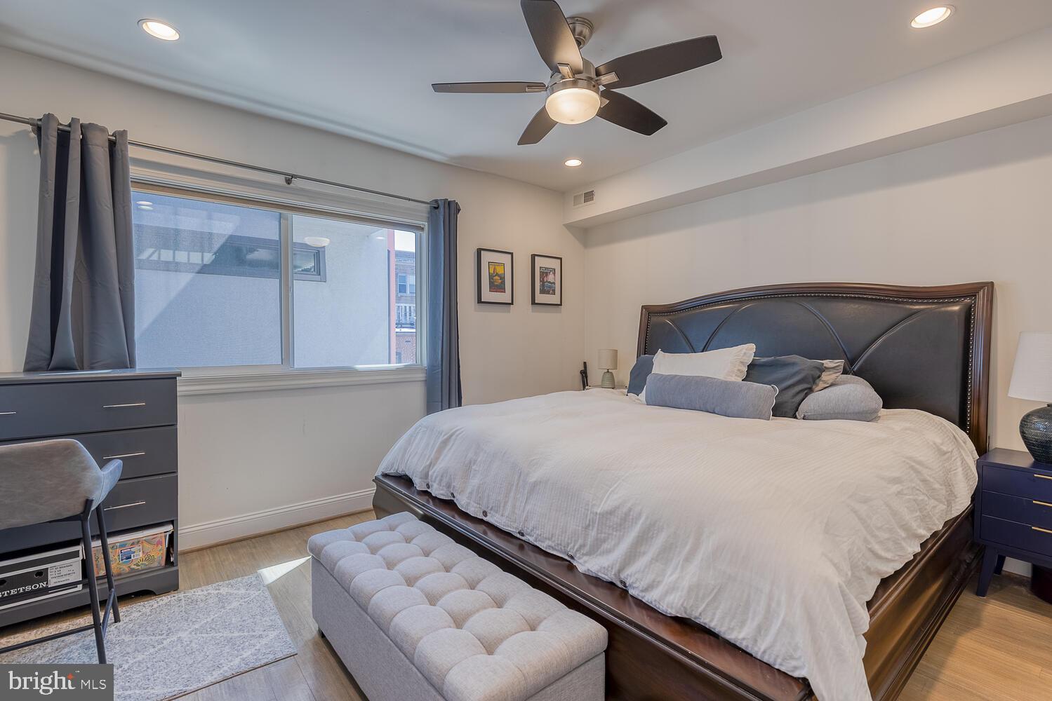 2713 Ontario Road Northwest, Unit 4 Washington, DC 20009 - Photo 23 of 37