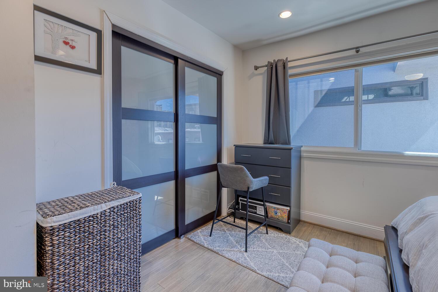 2713 Ontario Road Northwest, Unit 4 Washington, DC 20009 - Photo 24 of 37