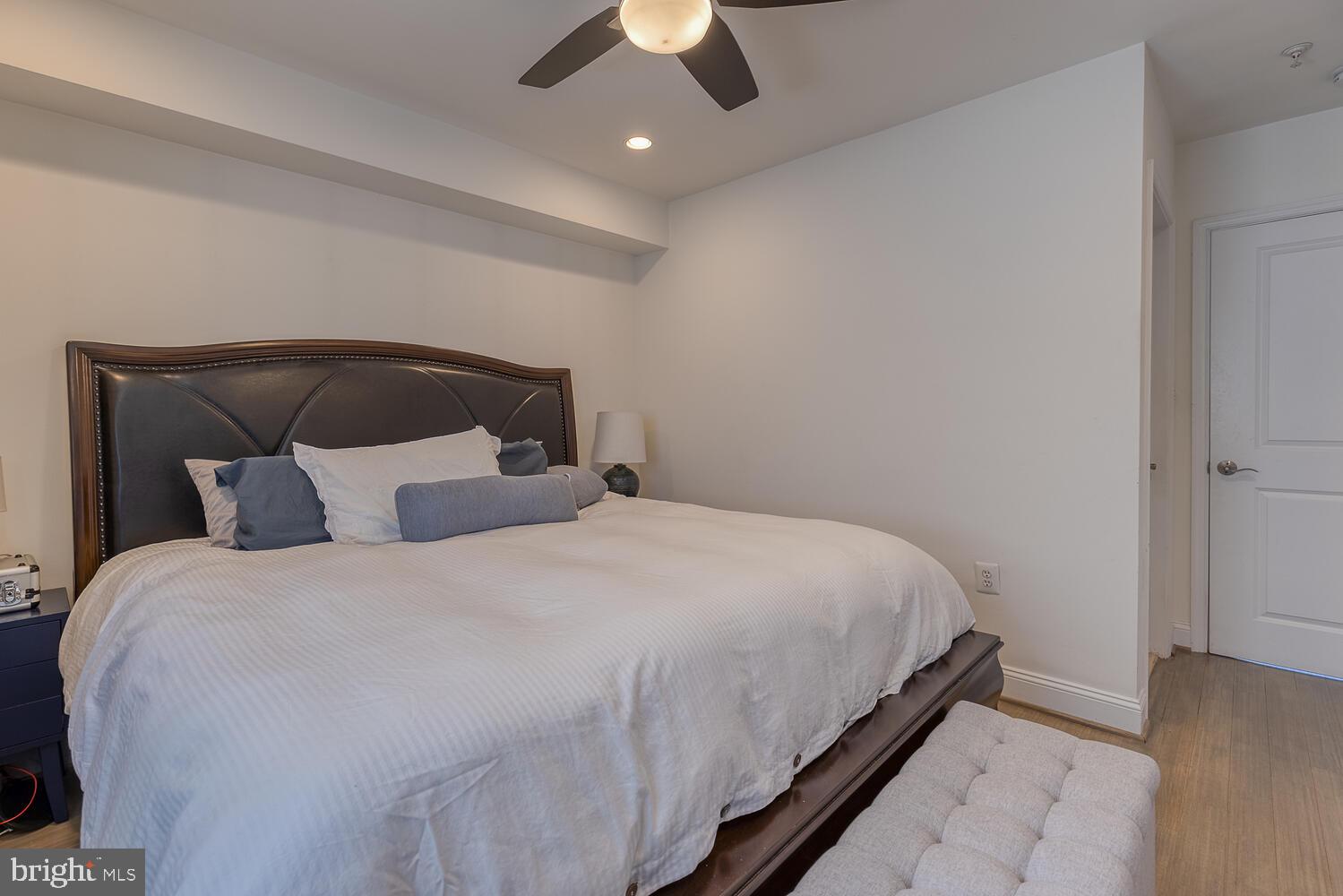 2713 Ontario Road Northwest, Unit 4 Washington, DC 20009 - Photo 25 of 37