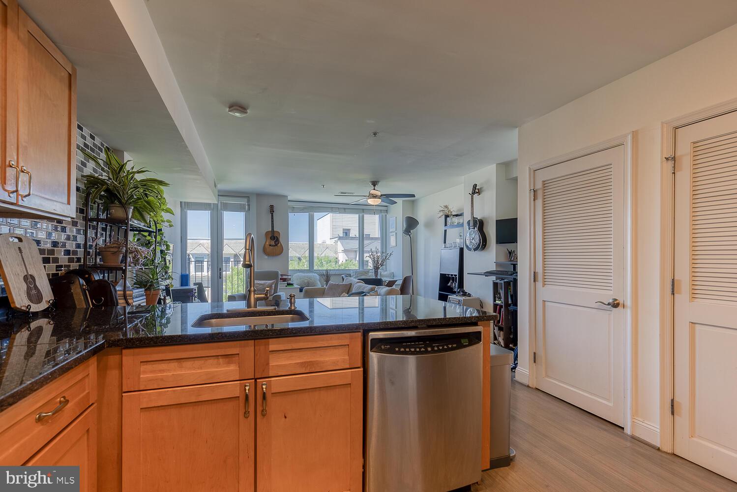 2713 Ontario Road Northwest, Unit 4 Washington, DC 20009 - Photo 9 of 37