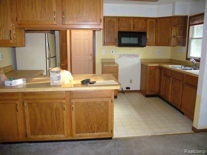40194 Alden Road Belleville, MI 48111 - Photo 13 of 16 ALDEN KITCHEN 2