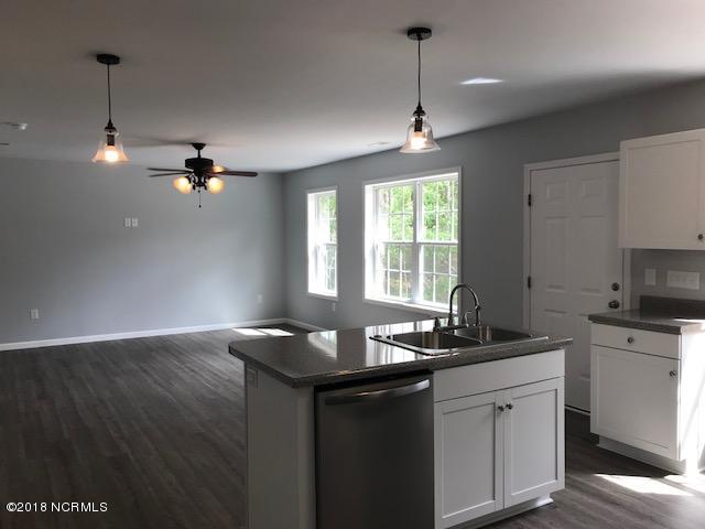 1150 Lexington Road Boiling Spring Lakes, NC 28461 - Photo 3 of 15 Living