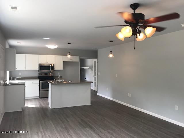 1150 Lexington Road Boiling Spring Lakes, NC 28461 - Photo 5 of 15 Dining area