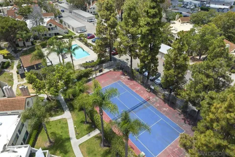 $525,000 | 355 North Melrose Drive, Unit E, Vista, CA 92083
