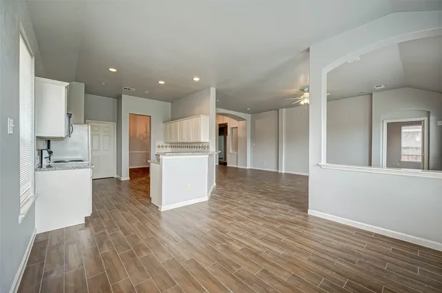 $2,150 | 3306 Stratford Pointe Drive, Sugar Land, TX 77498