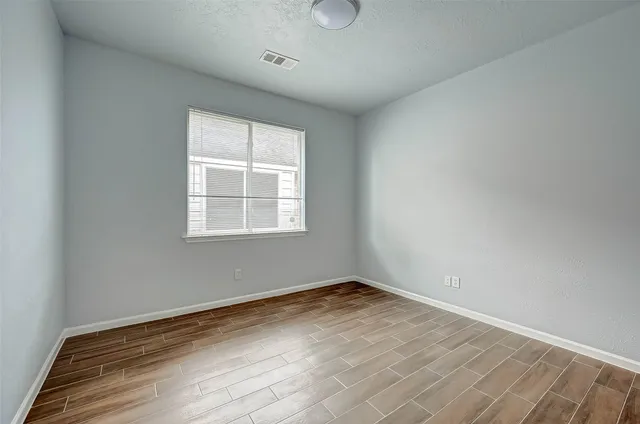 $2,150 | 3306 Stratford Pointe Drive, Sugar Land, TX 77498