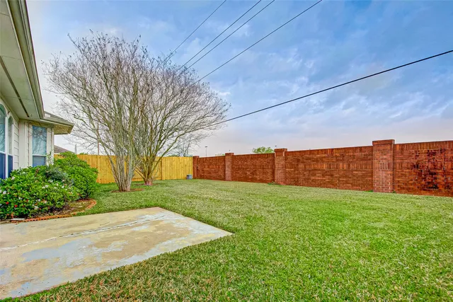 $2,150 | 3306 Stratford Pointe Drive, Sugar Land, TX 77498