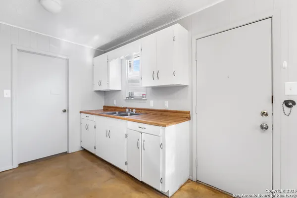 $1,175 | 222 Redbud Lane, Unit A, New Braunfels, TX 78130