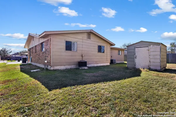 $1,175 | 222 Redbud Lane, Unit A, New Braunfels, TX 78130