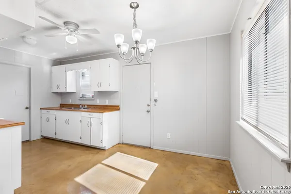 $1,175 | 222 Redbud Lane, Unit A, New Braunfels, TX 78130