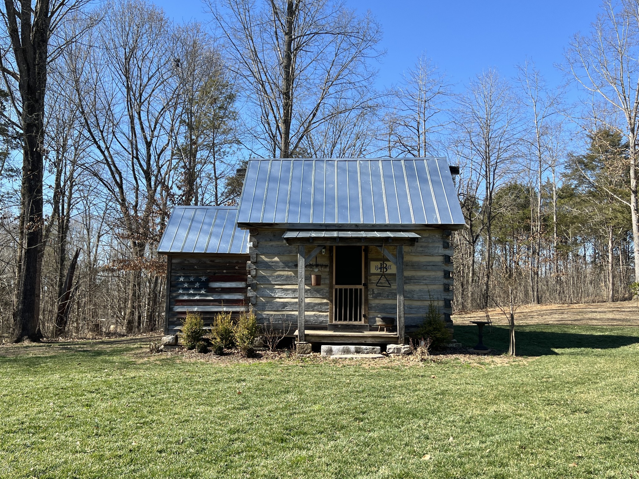 425 Alvaton- Greenhill Road Bowling Green, KY 42103 - Photo 52 of 68 a view of a house with backyard and sitting area