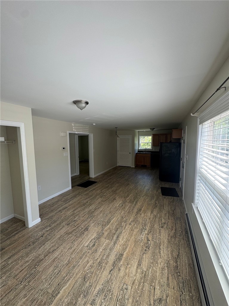 73 South Ferry Road Narragansett, RI 02882 - Photo 8 of 10