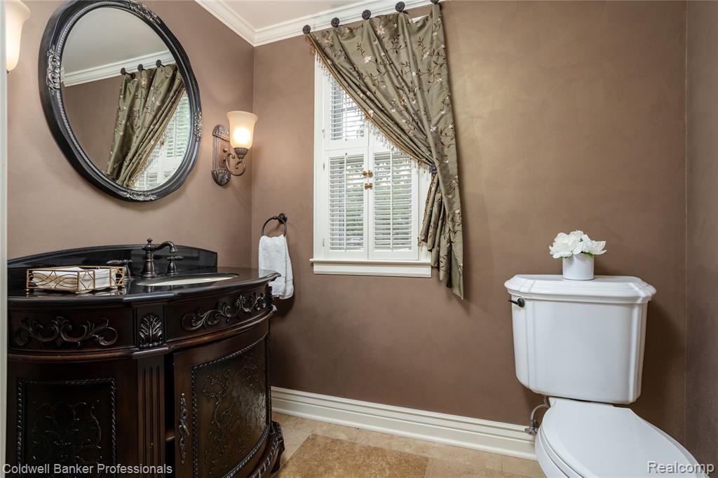 56 Oxford Road Grosse Pointe Shores, MI 48236 - Photo 22 of 64