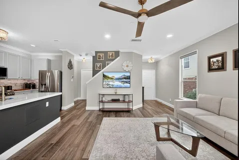 $425,000 | 2240 Oklahoma Avenue, Plano, TX 75074