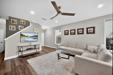 $425,000 | 2240 Oklahoma Avenue, Plano, TX 75074