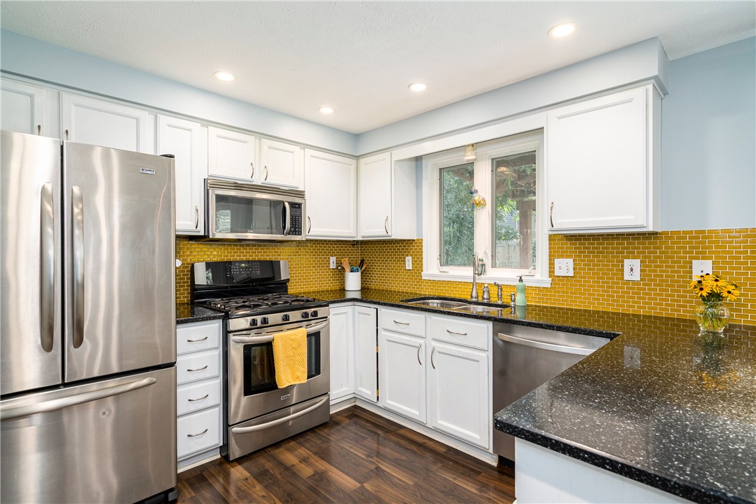 151 Dorking Road Brighton, NY 14610 - Photo 15 of 42