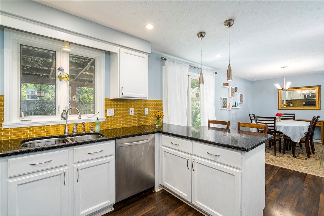 151 Dorking Road Brighton, NY 14610 - Photo 17 of 42