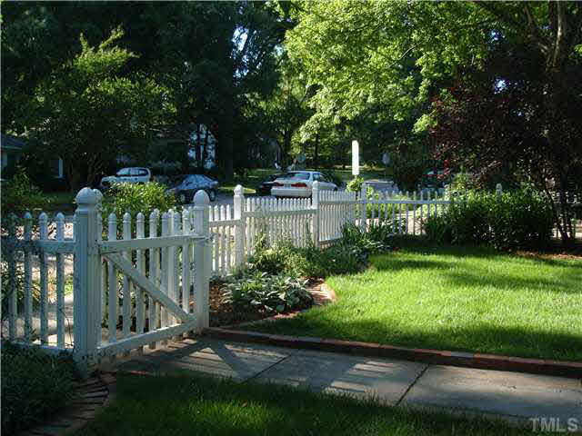 304 Brooks Avenue Raleigh, NC 27607 - Photo 14 of 14 Enjoy walking neighborhood with sidewalks on both sides of street. Join University Park neighborhood association for common interests and social activities. Voluntary membership. Exterior Front