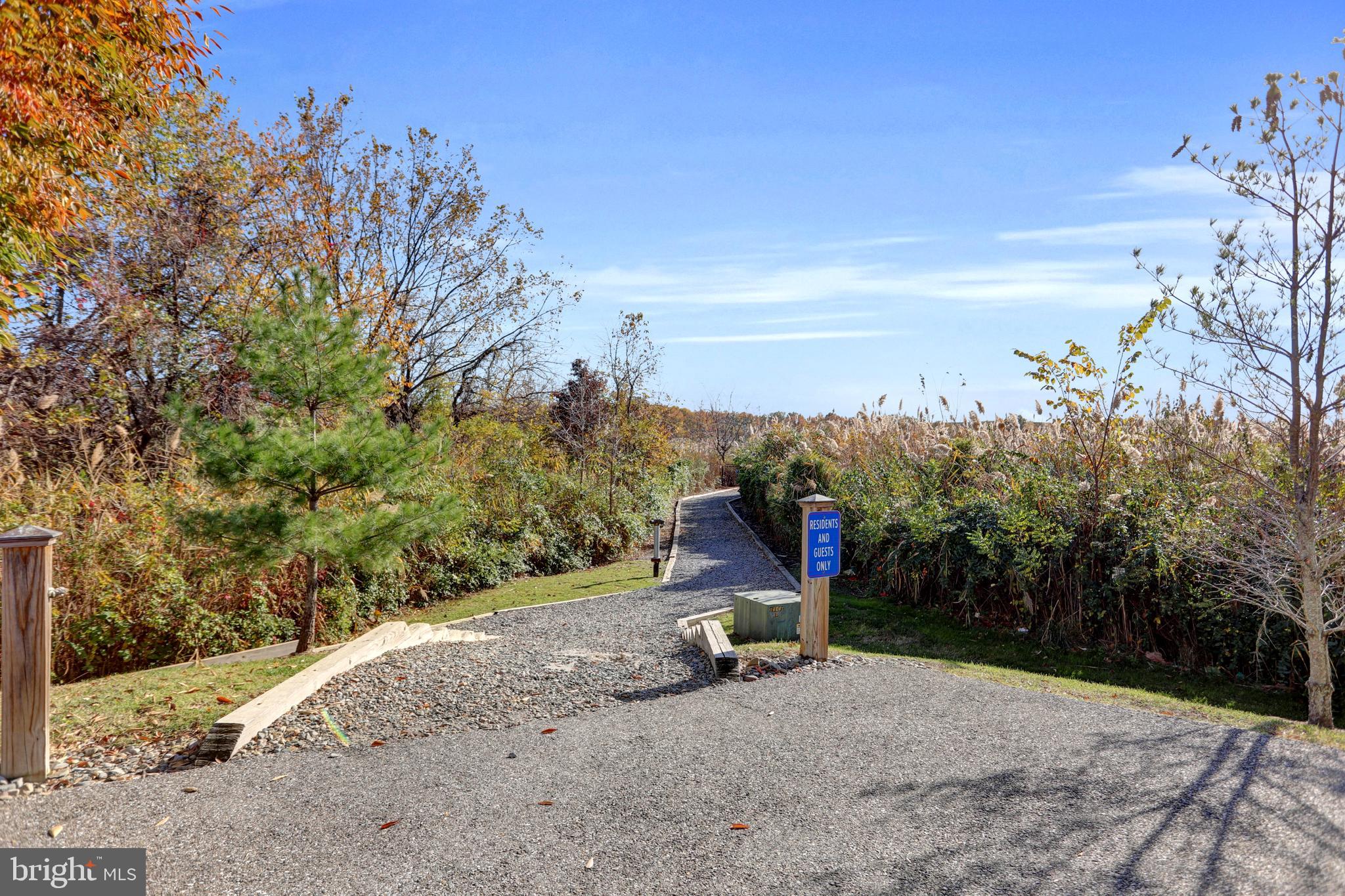 2035 Case Road Dundalk, MD 21222 - Photo 29 of 38 Access to private community pier