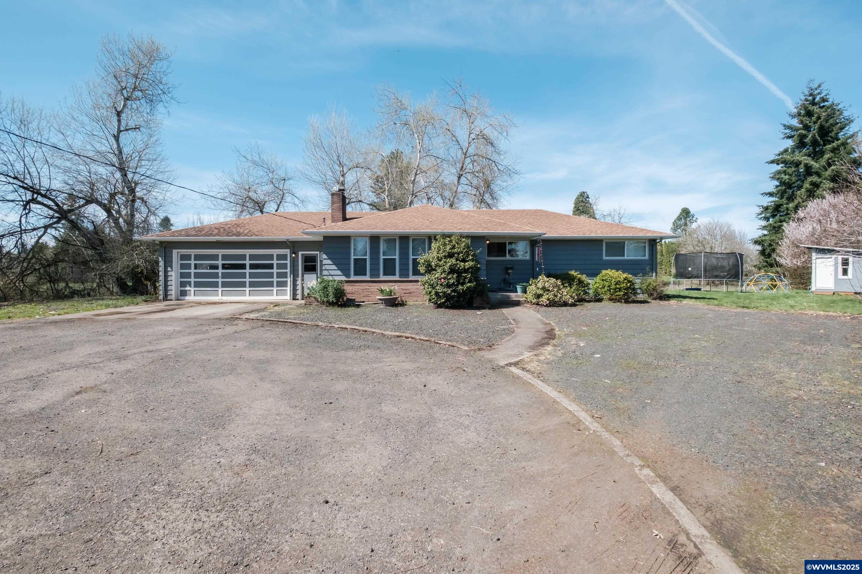 567 Northeast South Nebergall Loop Albany, OR 97321 - Photo 4 of 50