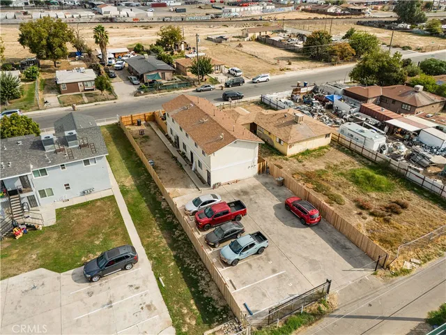 $575,000 | 722 South Williams Street, Bakersfield, CA 93307