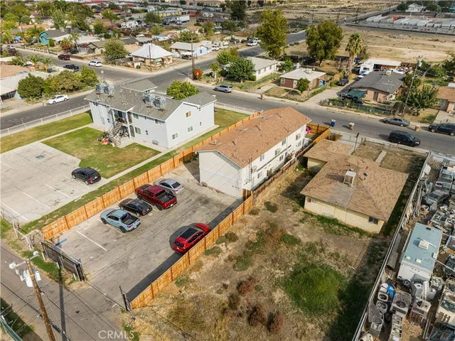 $575,000 | 722 South Williams Street, Bakersfield, CA 93307