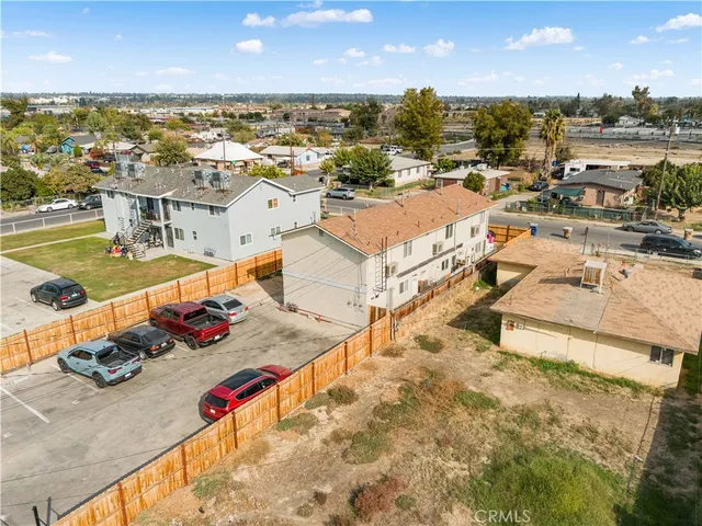 $575,000 | 722 South Williams Street, Bakersfield, CA 93307