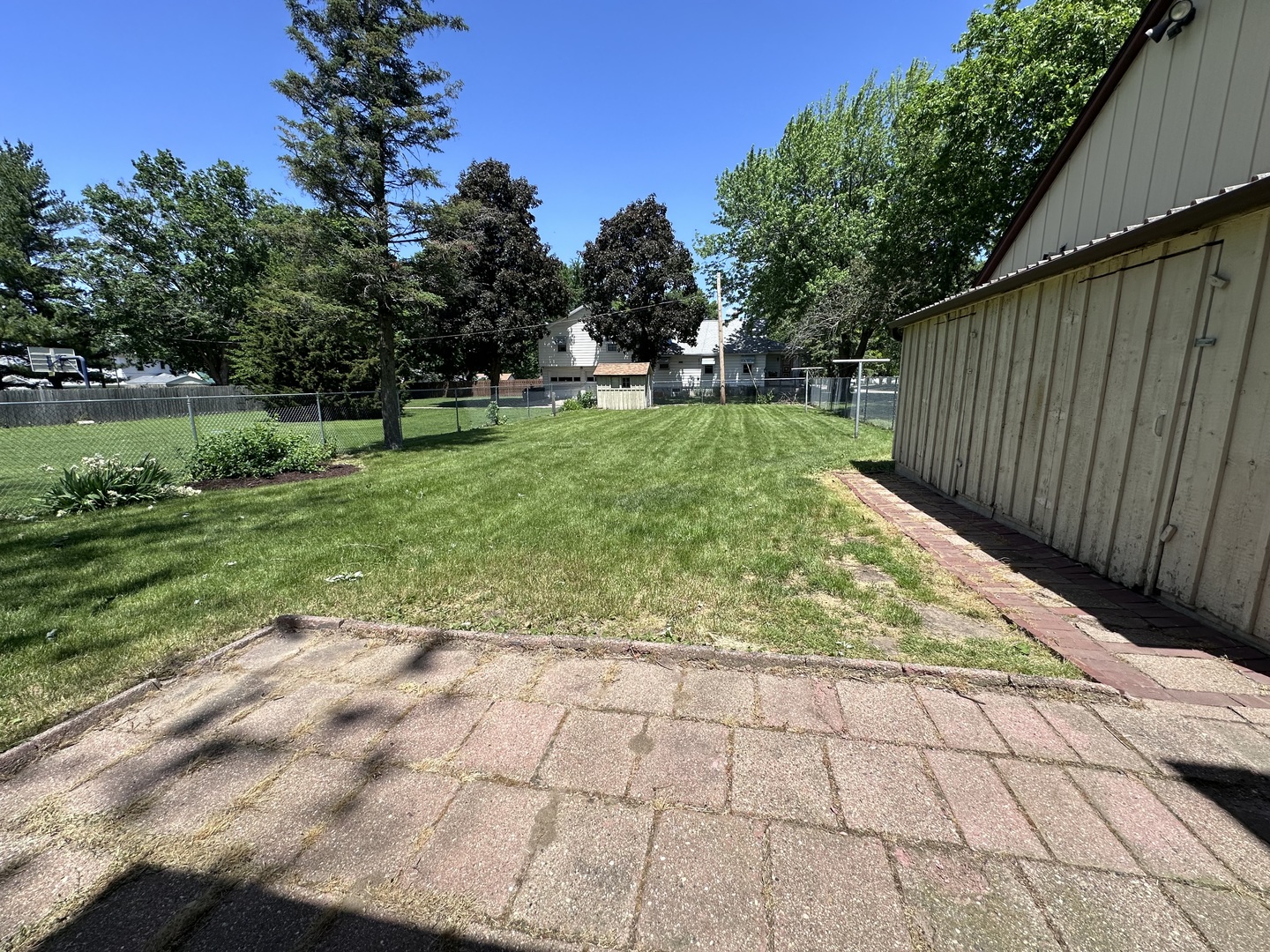 212 East Miller Road Sterling, IL 61081 - Photo 26 of 30 Gallery Image 26