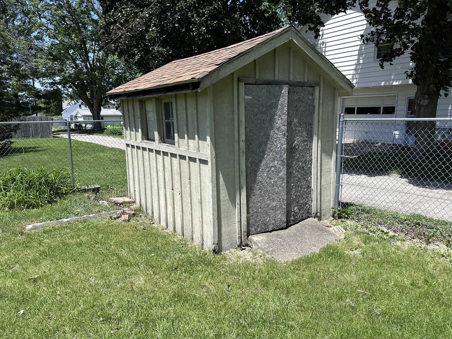 212 East Miller Road Sterling, IL 61081 - Photo 28 of 30 Gallery Image 28