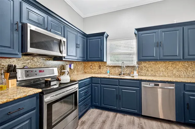 $239,500 | 620 Throckmorton Street, Gainesville, TX 76240