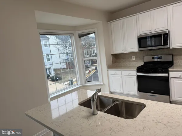 $3,000 | 43798 Virginia Manor Terrace, Ashburn, VA 20148