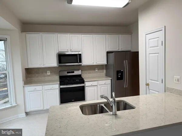 $3,000 | 43798 Virginia Manor Terrace, Ashburn, VA 20148