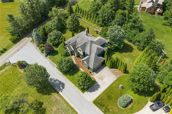 $1,590,000 | 123 Coras Path, Blowing Rock, NC 28605