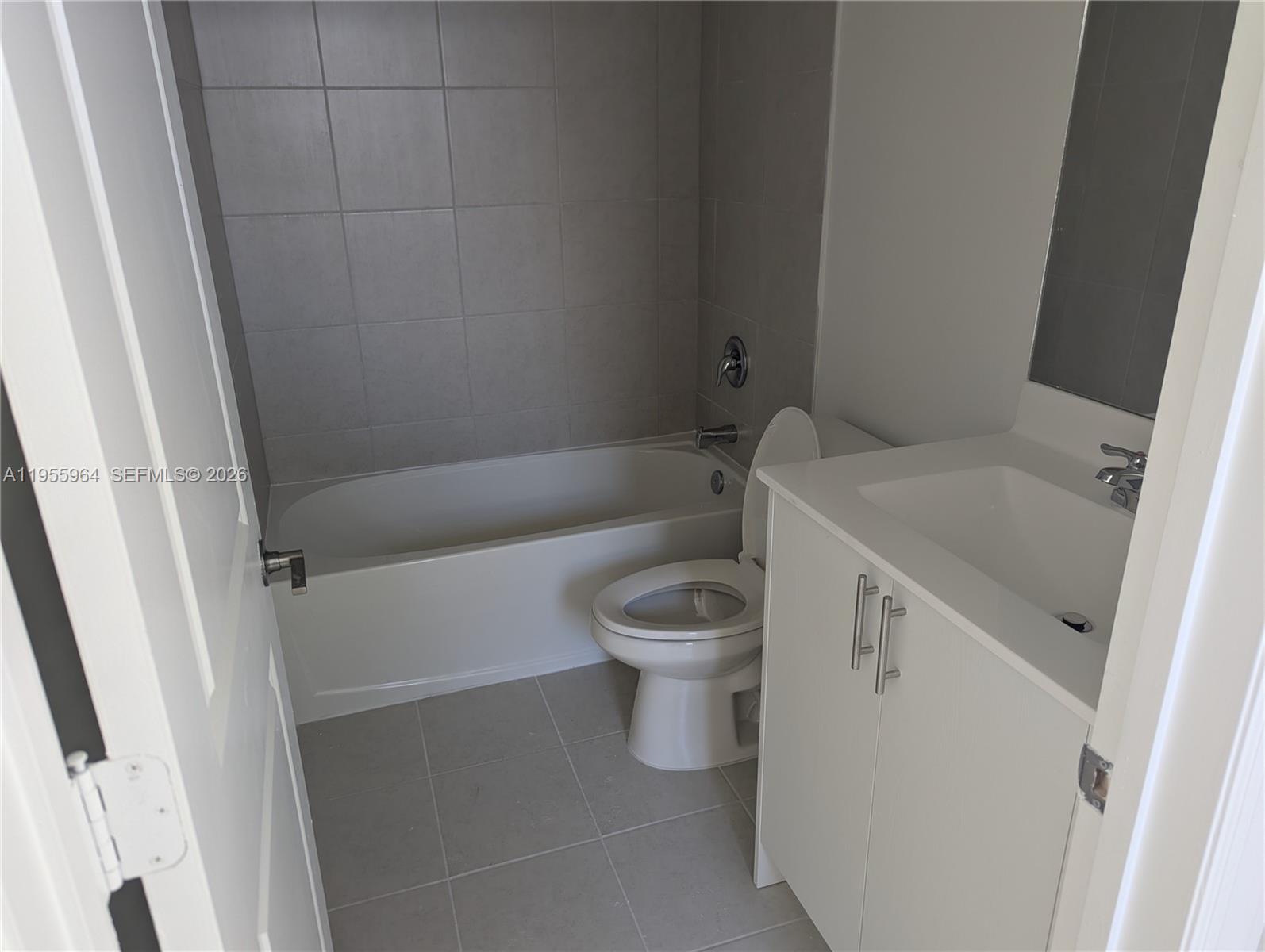 338 Sw Terrace Homestead, FL 33034 - Photo 9 of 13