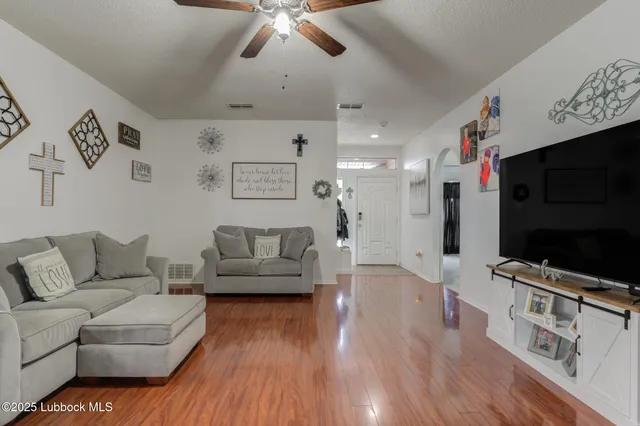 $230,000 | 6223 18th Street, Lubbock, TX 79416