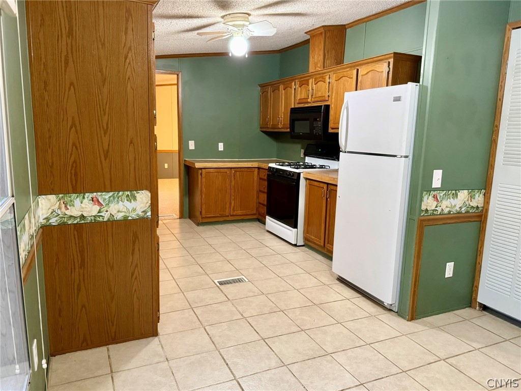 364 Skinner Road Richfield, NY 13439 - Photo 7 of 31