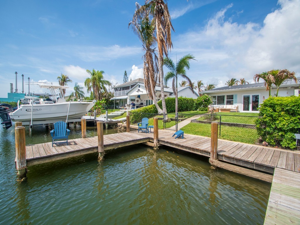 1914 Robalo Drive Vero Beach, FL 32960 - Photo 25 of 36