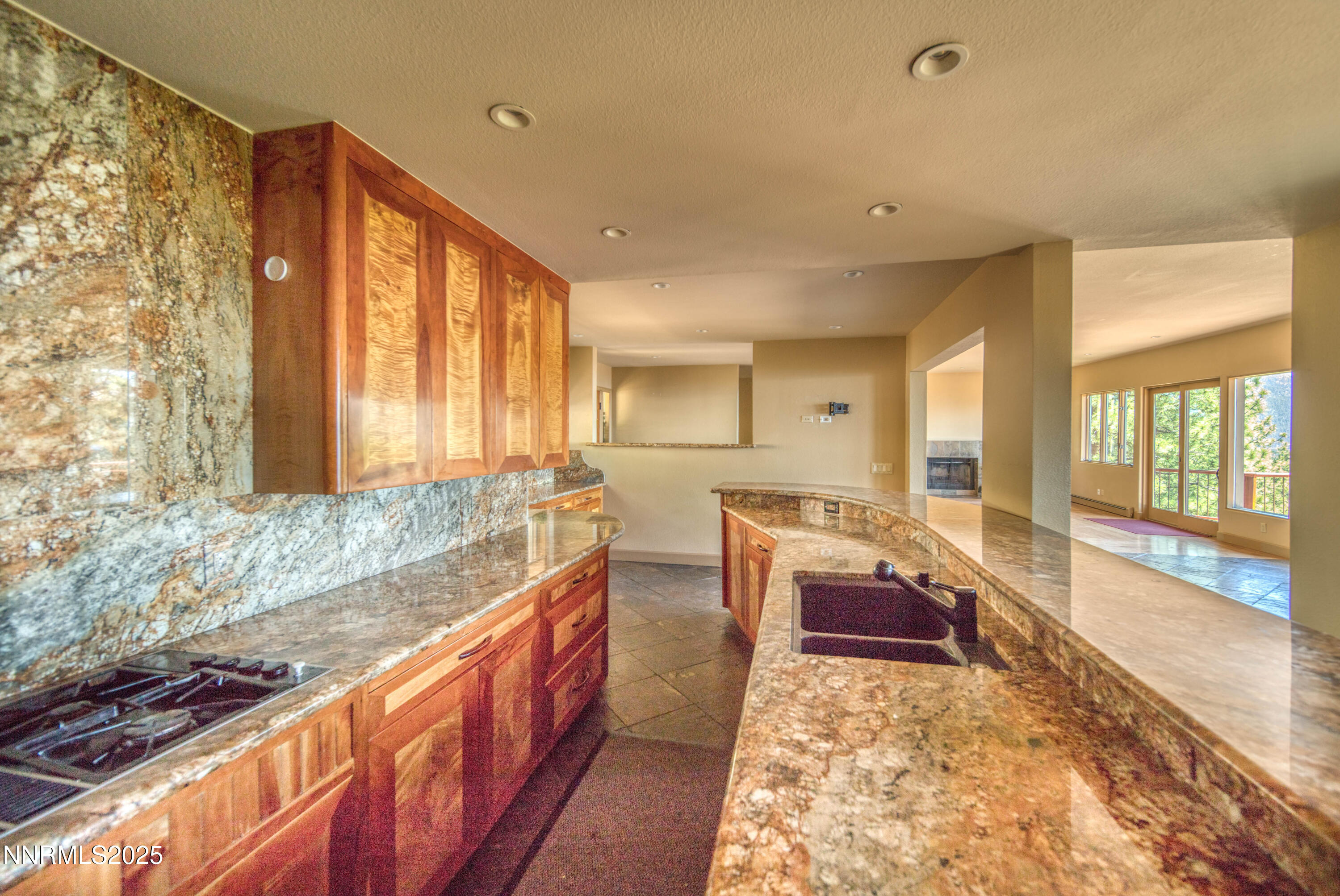689 Tyner Way Incline Village, NV 89451 - Photo 13 of 50 a large spacious bathroom with a large tub and sink