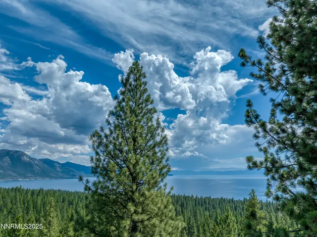 $3,900,000 | 689 Tyner Way, Incline Village, NV 89451