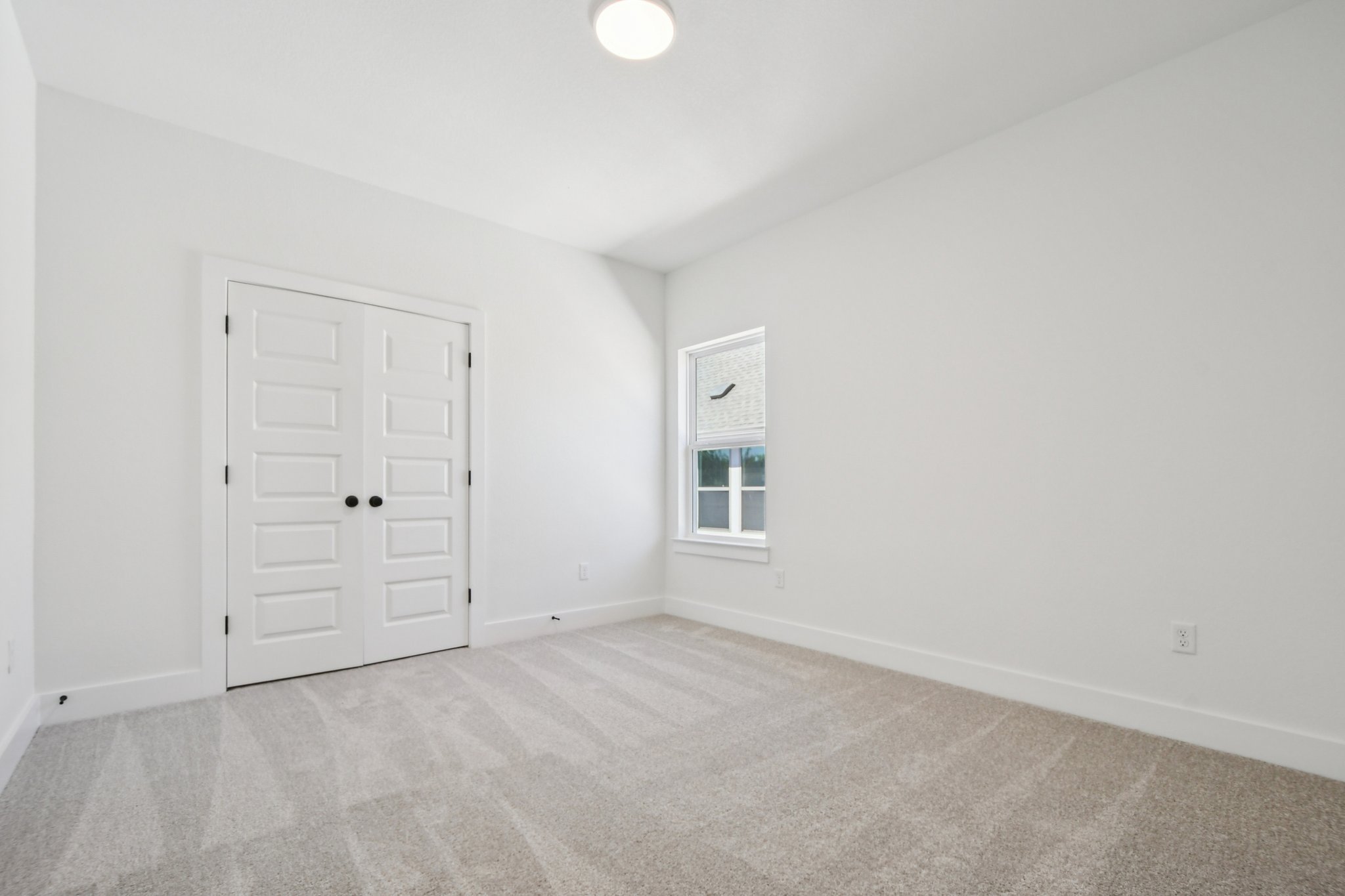 2245 Sarabanda Street Round Rock, TX 78681 - Photo 32 of 39