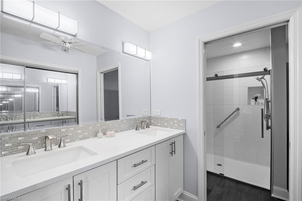 13141 Hamilton Harbour Drive, Unit P3 Naples, FL 34110 - Photo 13 of 27