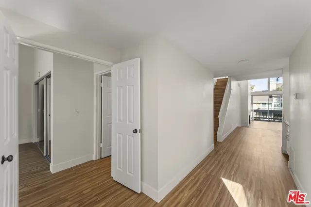 $6,295 | 4338 Redwood Avenue, Unit B315, Marina del Rey, CA 90292