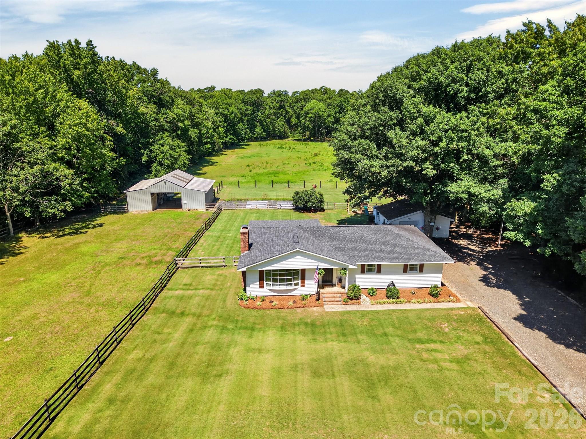 1609 State Road 464 Chester, SC 29706 - Photo 1 of 48