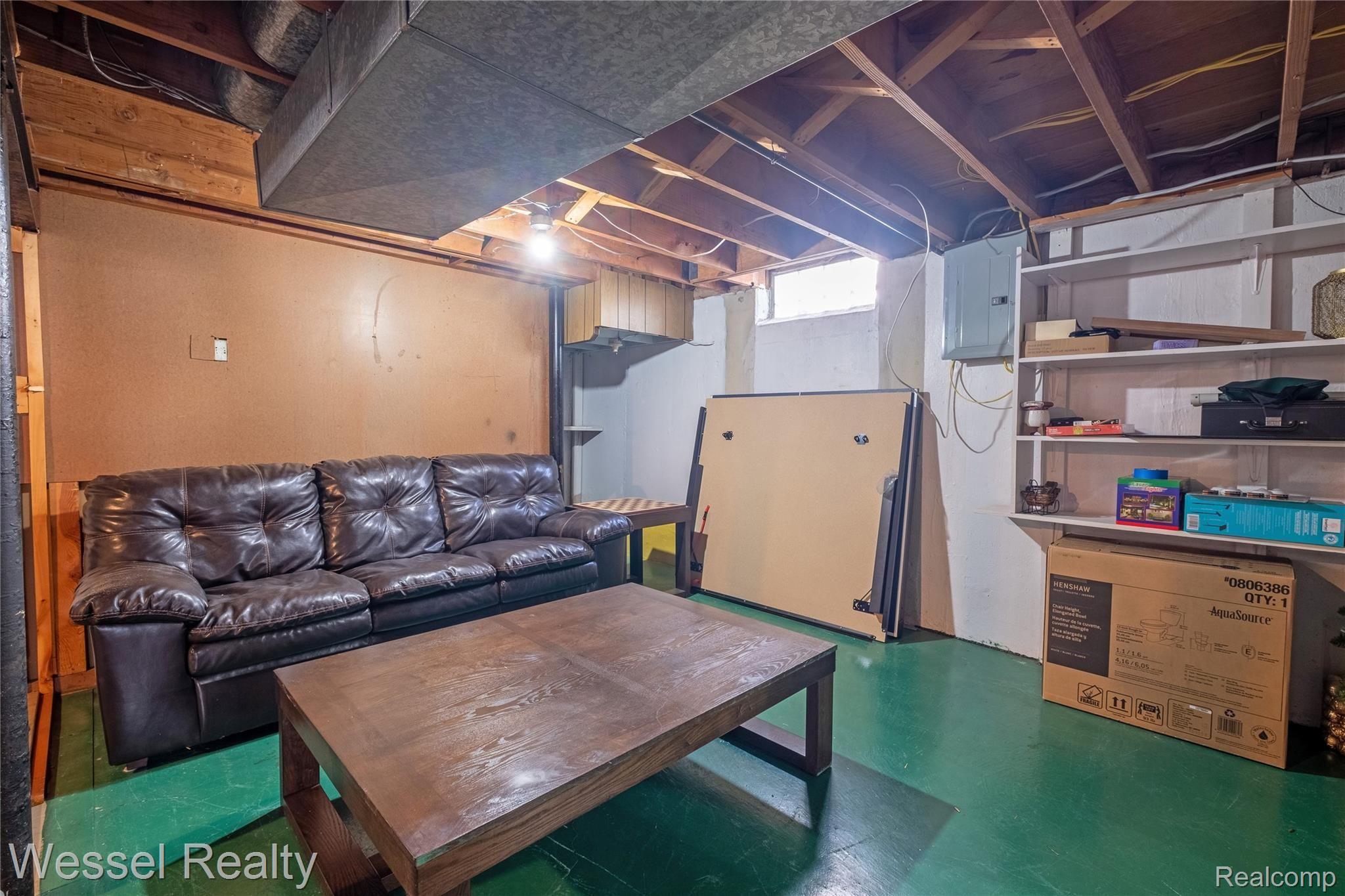 1330 Maple Drive Rochester, MI 48307 - Photo 31 of 34 Maple-130.jpg