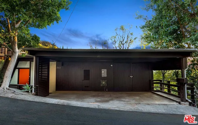 $6,000 | 7912 Willow Glen Road, Los Angeles, CA 90046