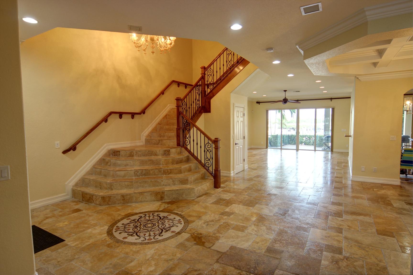 1000 North Us Highway, Unit 810 Jupiter, FL 33477 - Photo 3 of 23 Foyer