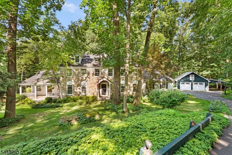 11 Summit Road Mendham, NJ 07945 - Photo 2 of 50