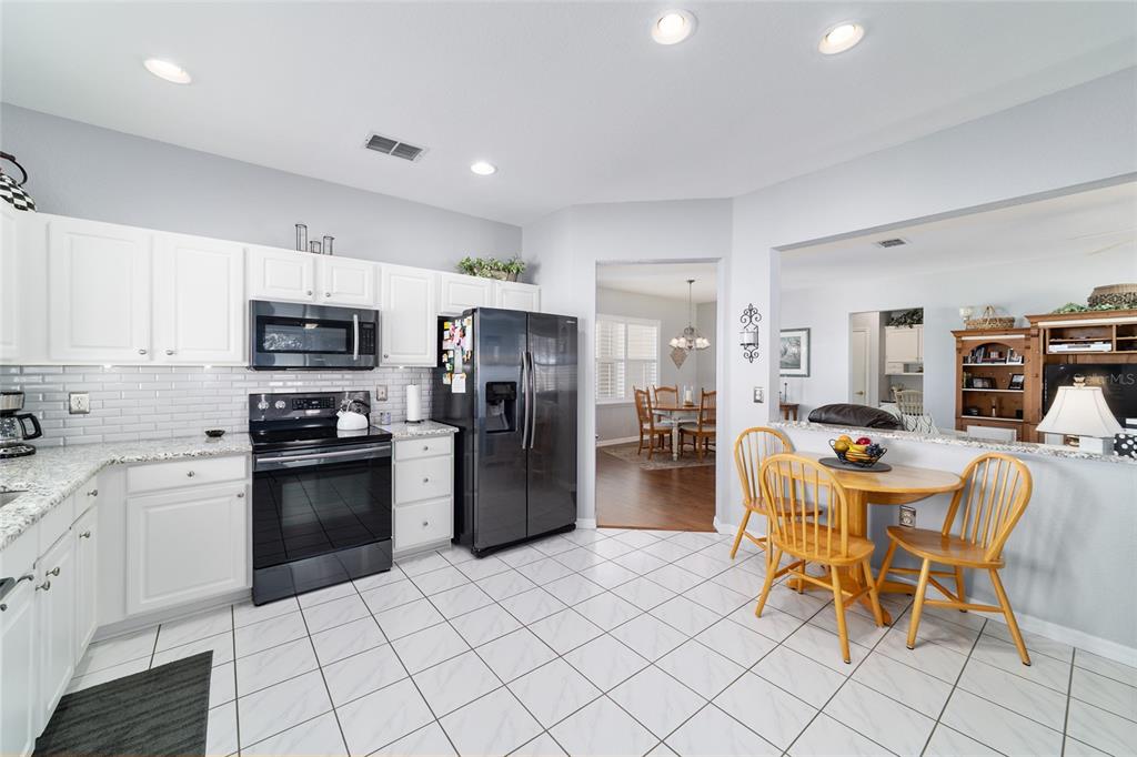 13146 Southeast 93rd Terrace Road Summerfield, FL 34491 - Photo 27 of 63